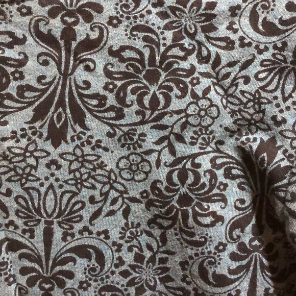 Sweater - Picture 3 of 4